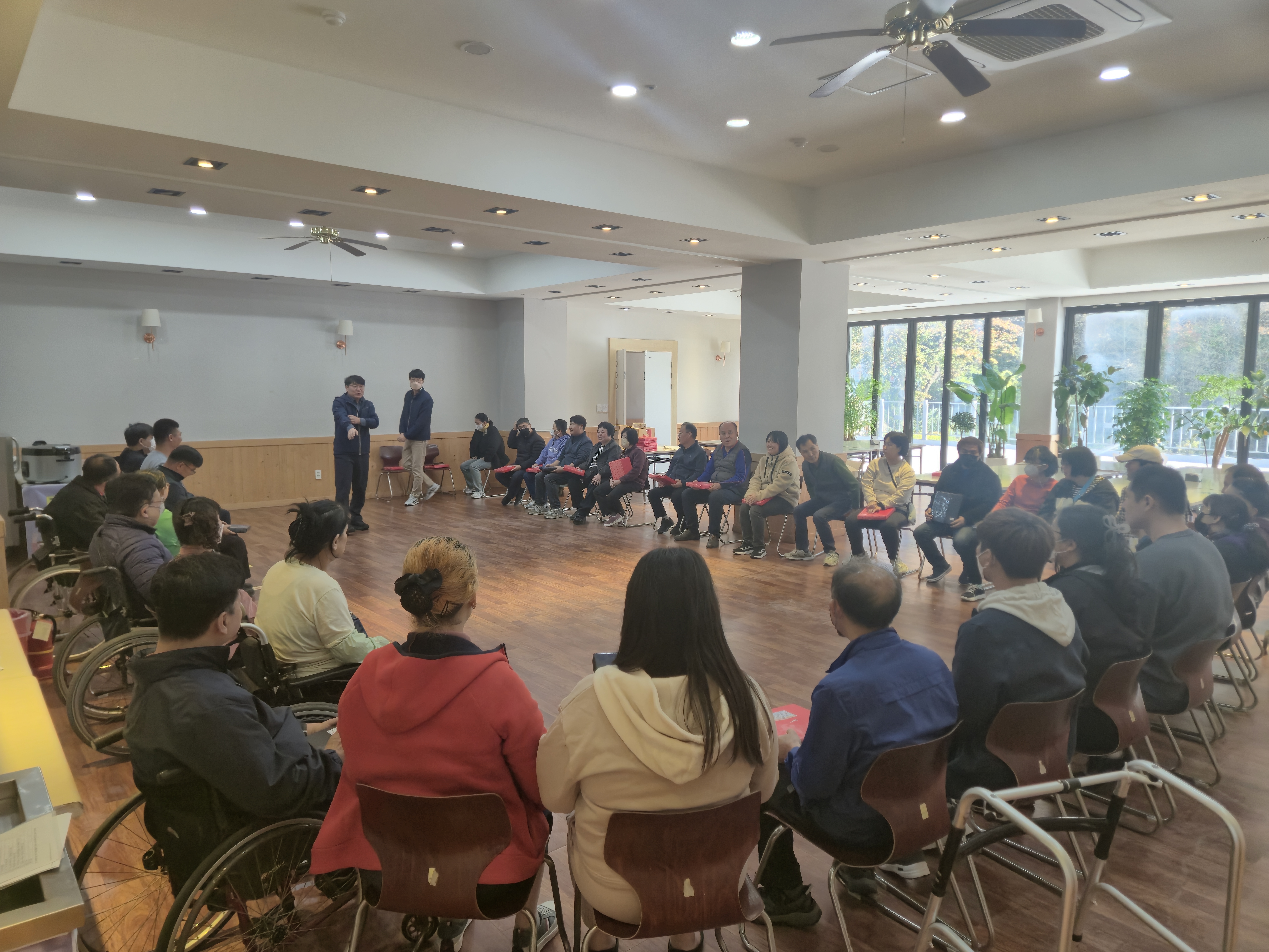 재직근로자 능력향상훈련